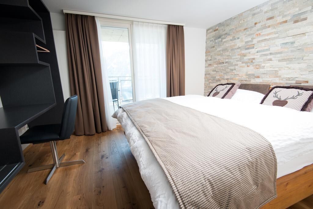 Chambre Double, balcon, vue lac