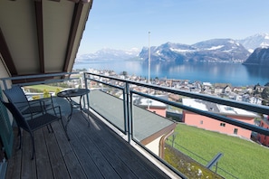 Family Room, Balcony, Lake View | Desk, free WiFi