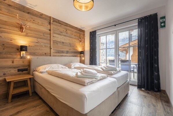 4 chambres, lit de bébé portatif, accès au Wi-Fi (inclus)