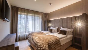 2 bedrooms, internet