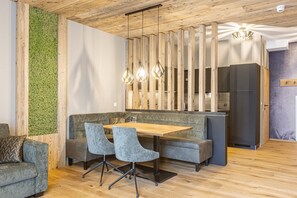 Dining - Premium holiday flat with infrared sauna (Fügen)