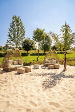 Private beach, white sand - Bruval Eco Retreat & Eco Village (Vila Nova de Gaia)