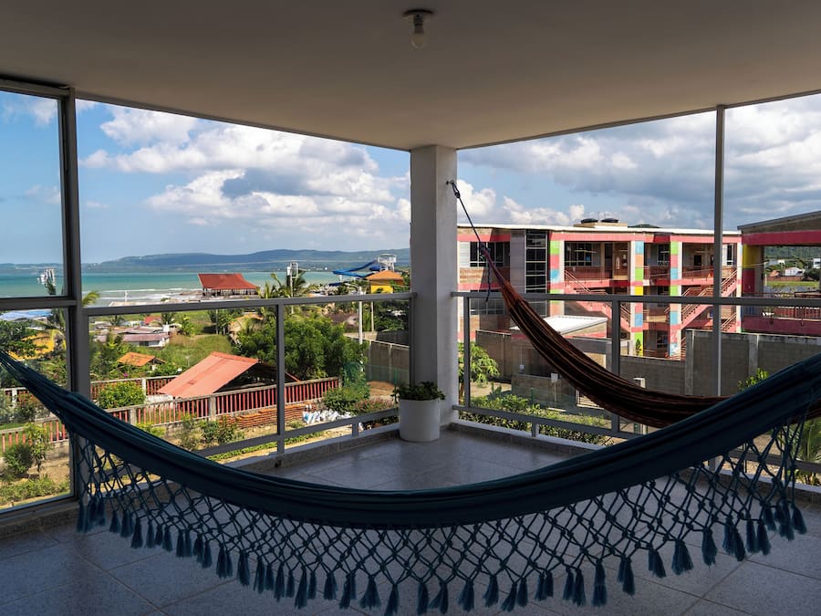 Dobbeltrom for 1 person – superior, strandutsikt | Terrasse/patio