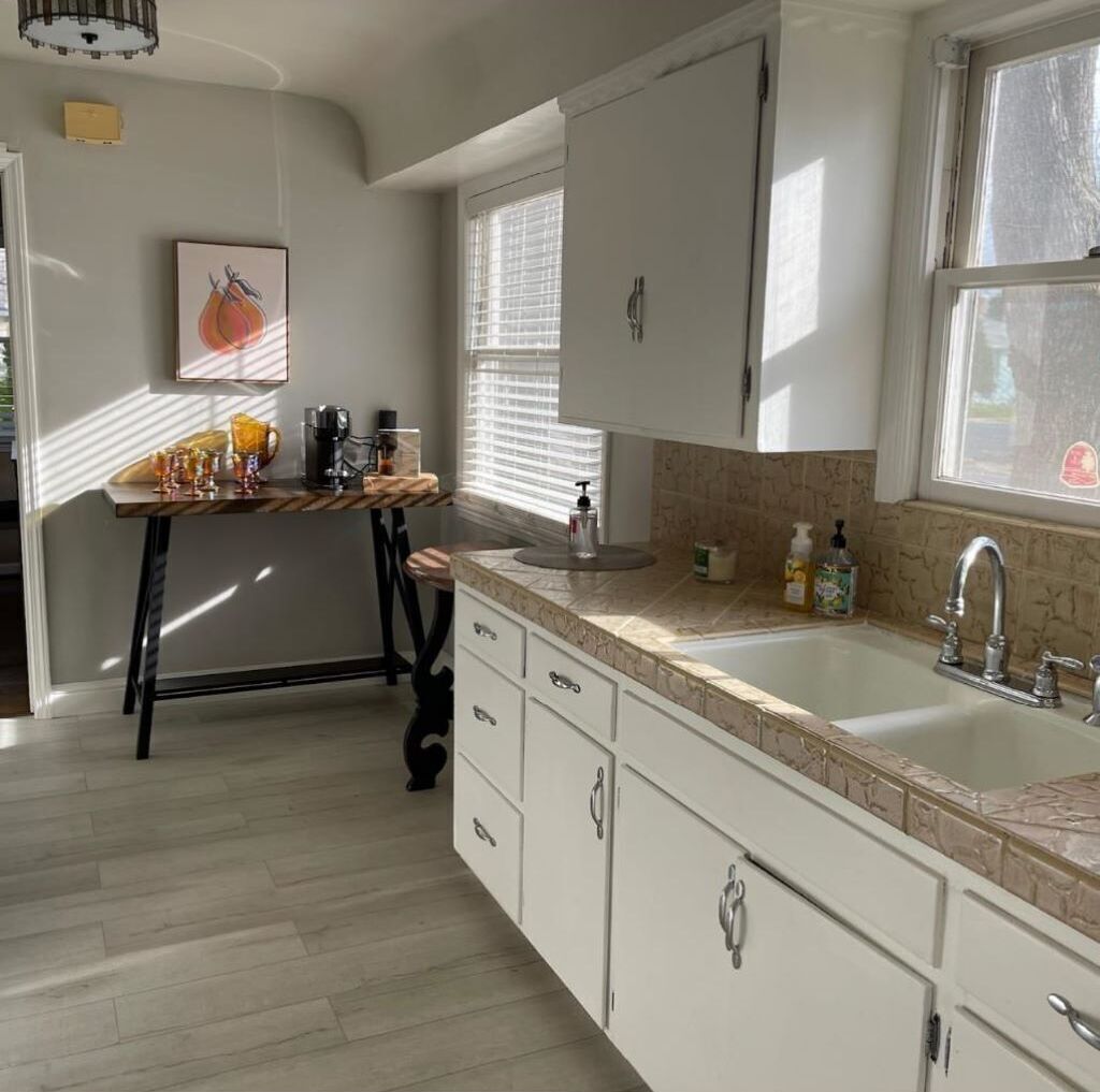 冰箱、微波炉、烤箱、炉灶