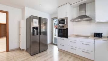 Villa (4 Bedrooms) | Interior