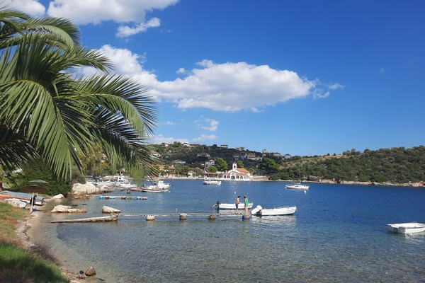Seashore view.