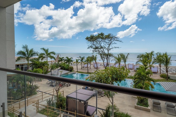 7db7f2be-2480-47e9-b684-cf014c8dbd82