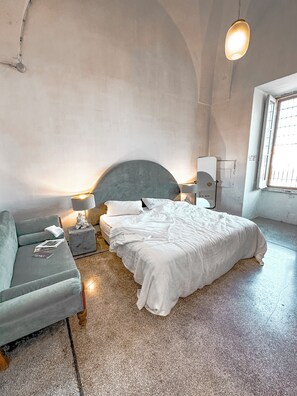 Deluxe Villa | 7 bedrooms, in-room safe, desk, laptop workspace - Palazzo Giustiniani - L'Ambasciatore (Sogliano Cavour)