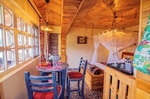 Dining - Olugulu Cottage — Enchanting Pallet-Themed (Nairobi)