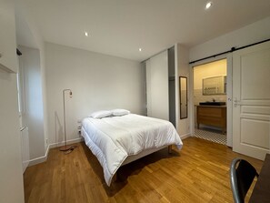 1 bedroom, iron/ironing board