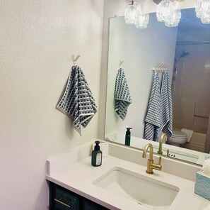 風筒、提供毛巾、番梘、廁紙