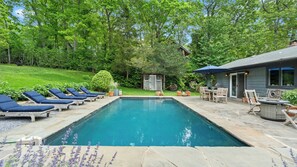 Et oppvarmet basseng