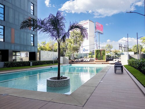 Apartamento con Alberca y Padel