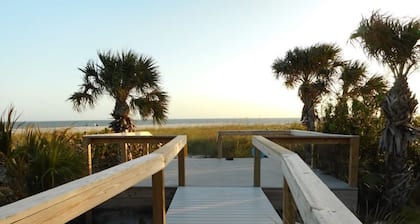 Shell Island Beach Club