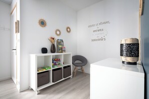 Spielezimmer
