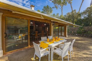 Restauration extérieure