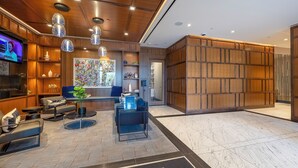 Lobby sitting area - Atlantic Station West (Stamford)