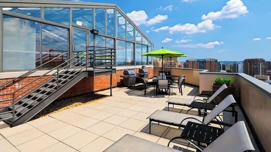 Metro-Friendly DC Apartments