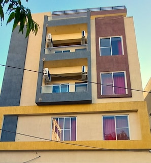 Fachada de la propiedad