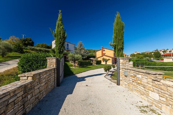 Enceinte de l’hébergement