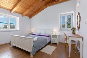 2 chambres, Wi-Fi gratuit, draps fournis