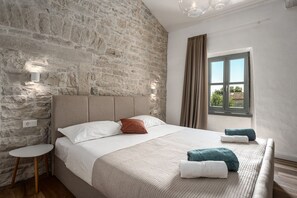 4 Schlafzimmer, kostenloses WLAN, Bettwäsche