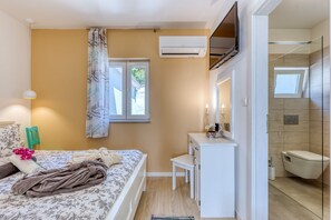 4 bedrooms, free WiFi, bed sheets - Villa Leticija (Hreljin)