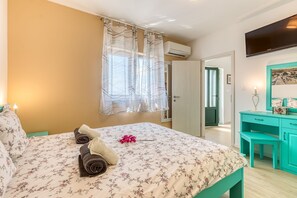 4 bedrooms, free WiFi, bed sheets