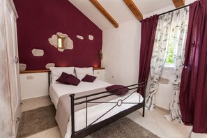 3 habitaciones, wifi gratis y ropa de cama 