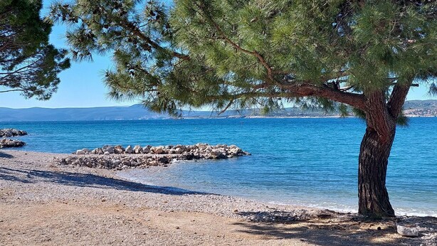 Unclassified image, 1 of 21, button - Charming flat only 50 metres to the beach with private terrace, sea view, parking space (Dramalj)