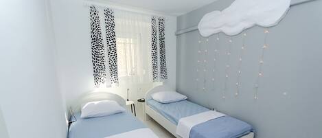 3 Schlafzimmer, Schreibtisch, kostenloses WLAN, Bettwäsche