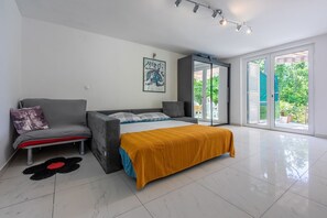 1 chambre, bureau, Wi-Fi gratuit, draps fournis