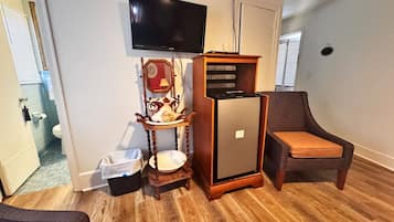 Premium Room, 1 King Bed