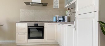 Mediterranean flat with private terrace, sun loungers, private car park, WiFi