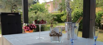Dog-friendly vacation home just 100 meters from the beach with barbecue area