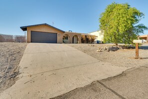 House (3 Bedrooms) | Interior - 2 Mi to Lake Havasu: Pet-friendly Home (Lake Havasu City)