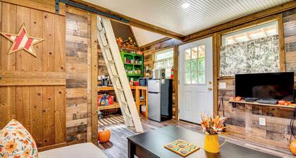Creek Access, Fire Pit & Grill: Summerville Studio