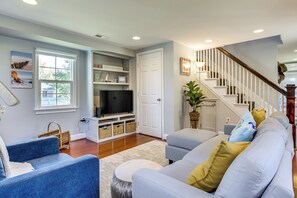House (2 Bedrooms) | Interior