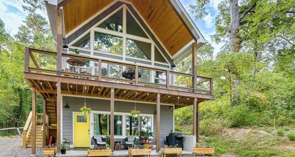 6 Mi to Downtown: Apartment in Chattanooga!