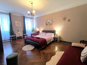 1 bedroom, desk, free WiFi, bed sheets