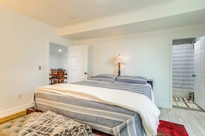Apartment (2 Bedrooms) | Interior - 4 Mi to Gaylord Rockies: Modern Aurora Apartment (Aurora)