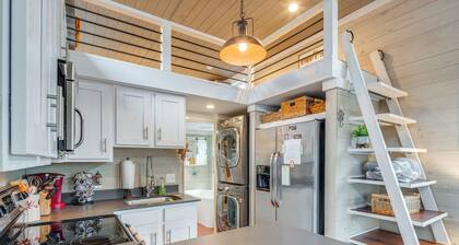 Tiny Home in Flat Rock: Easy Access to I-26!