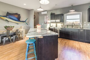 Rumah (2 Bedrooms) | Interior