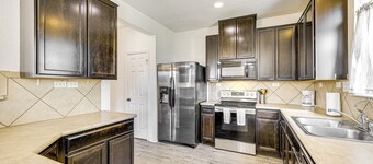 13 Mi to Dtwn San Antonio & the Alamo: Quiet Home