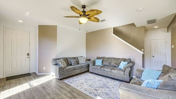 Rumah (4 Bedrooms) | Interior