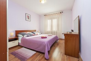 1 Schlafzimmer, Schreibtisch, kostenloses WLAN, Bettwäsche