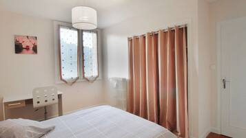 2 chambres, bureau, fer et planche Ă repasser, Wi-Fi