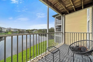 Property grounds - The Urban Oasis – Serene Views! (Tampa)