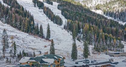 Ski in-Ski out Morning Eagle 3-bedroom condo in Whitefish