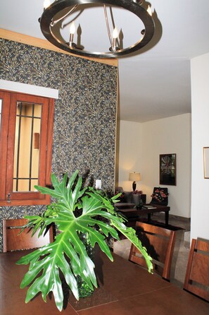 Deluxe-Apartment | Esszimmer